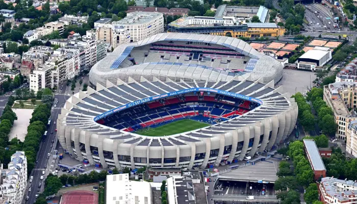 Bộ Nội vụ Pháp siết chặt an ninh trong trận đấu giữa PSG và Barca