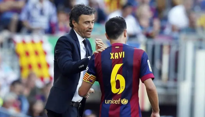 Enrique từng dẫn dắt Xavi và Barcca đến với cú ăn 5 vĩ đại