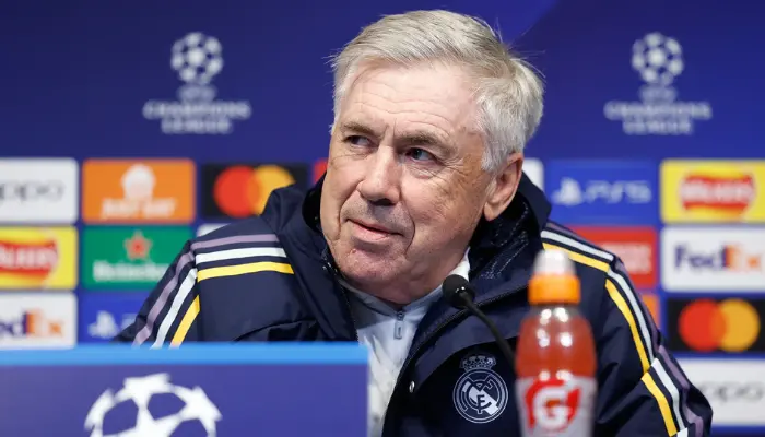 HLV Ancelotti khuyên người hâm mộ không nên lo lắng trước Man City