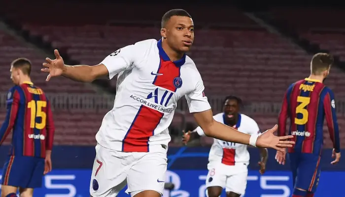 Mbappe lập hat-trick giúp PSG đánh bại Barca tại tứ kết C1 2020/21