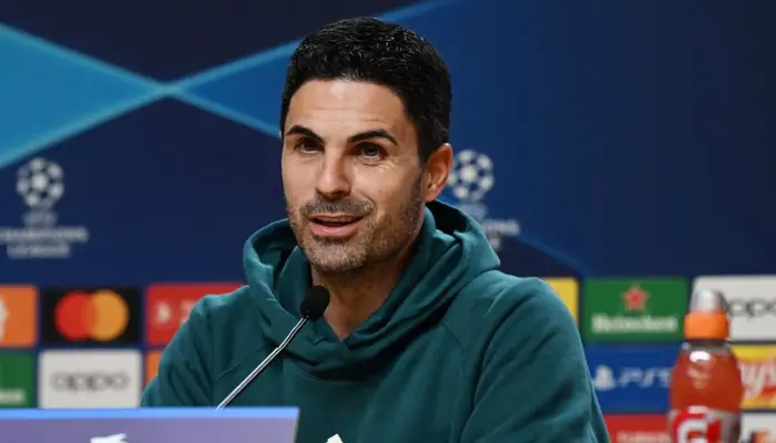 Mikel Arteta tra loi phong van