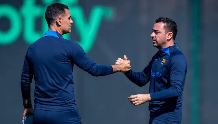 Rafael Marquez dự kiến sẽ thay thế chiếc ghế nóng của Xavi