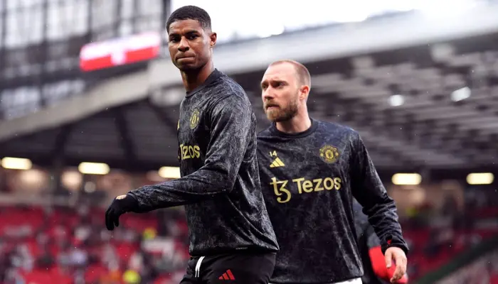 rashford tập luyện