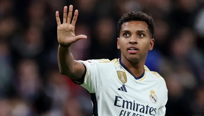 Rodrygo ăn mừng khi ghi 5 bàn thắng liên tiếp