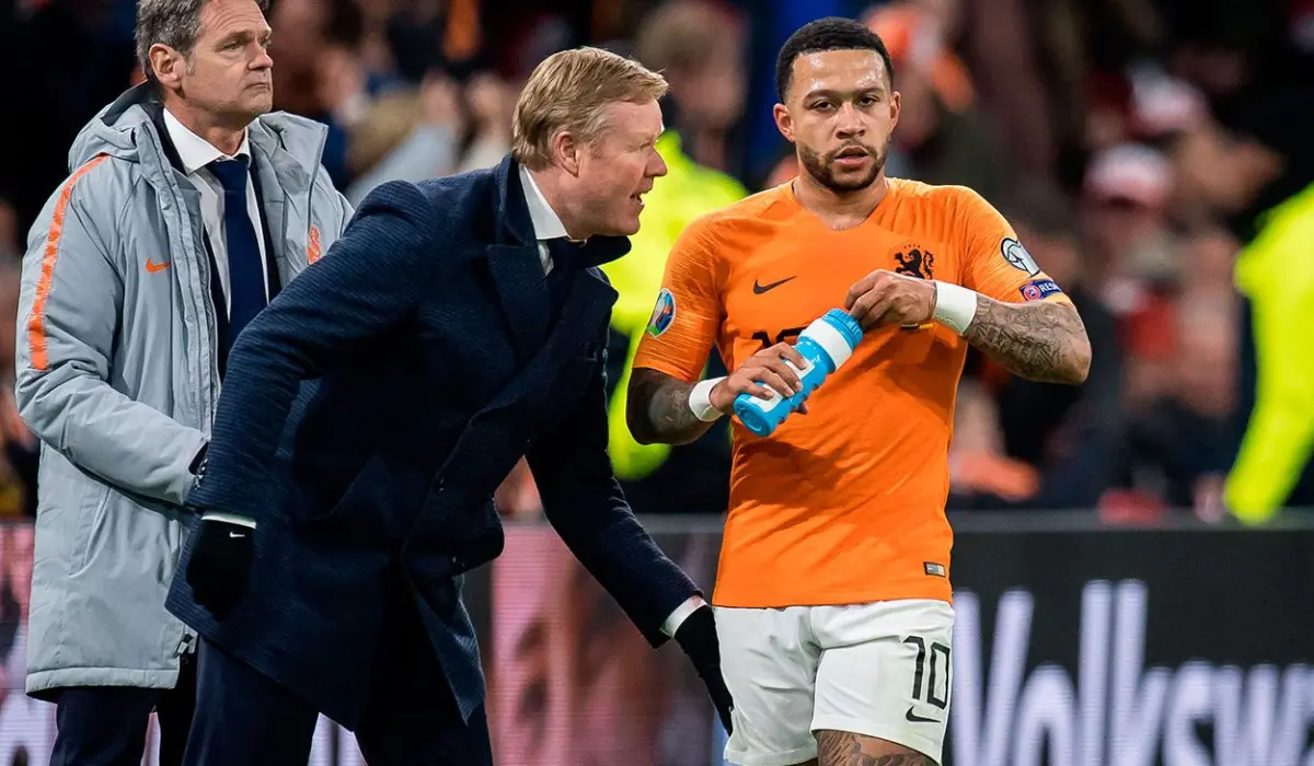 Koeman và Depay.