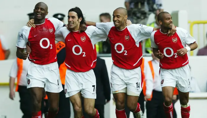 Thế hệ vàng giúp Arsenal tạo nên chiến tích The Invincibles