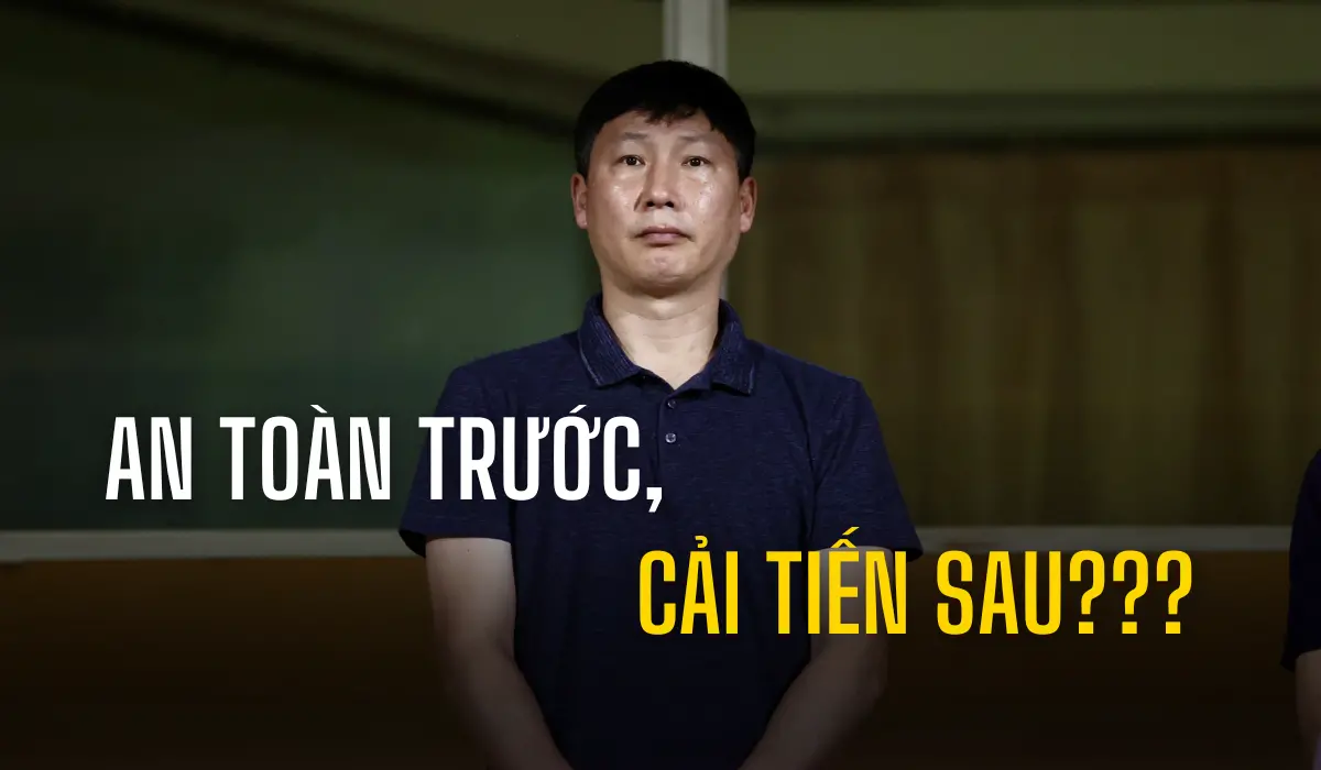 Chiến lược của HLV Kim Sang-sik: An toàn trước, cải tiến sau?