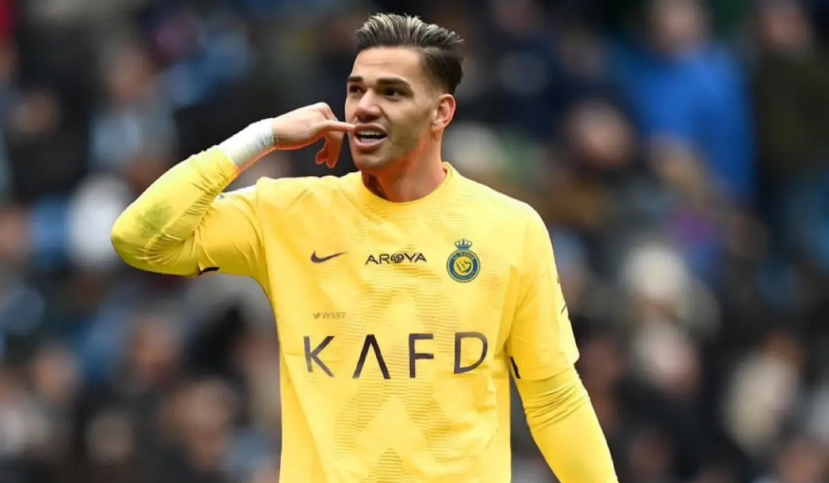 Ederson sẵn sàng chuyển đến Al-Nassr thi đấu vào mùa hè này.