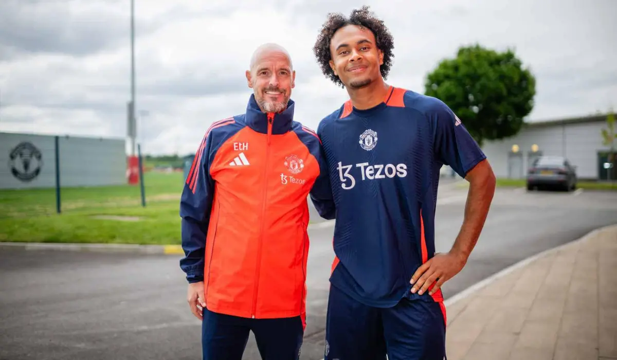 Erik ten Hag khen ngợi phẩm chất của Zirkzee.