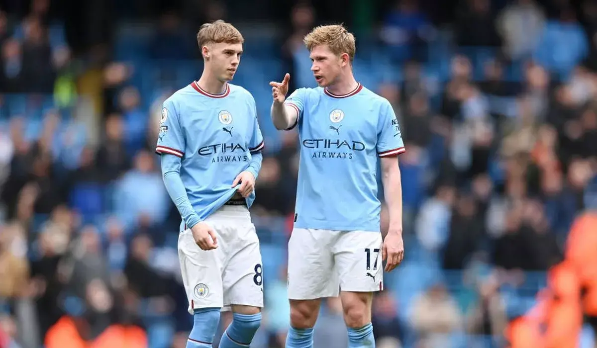 Cole Palmer thường không chuyền cho De Bruyne thời còn ở Man City.