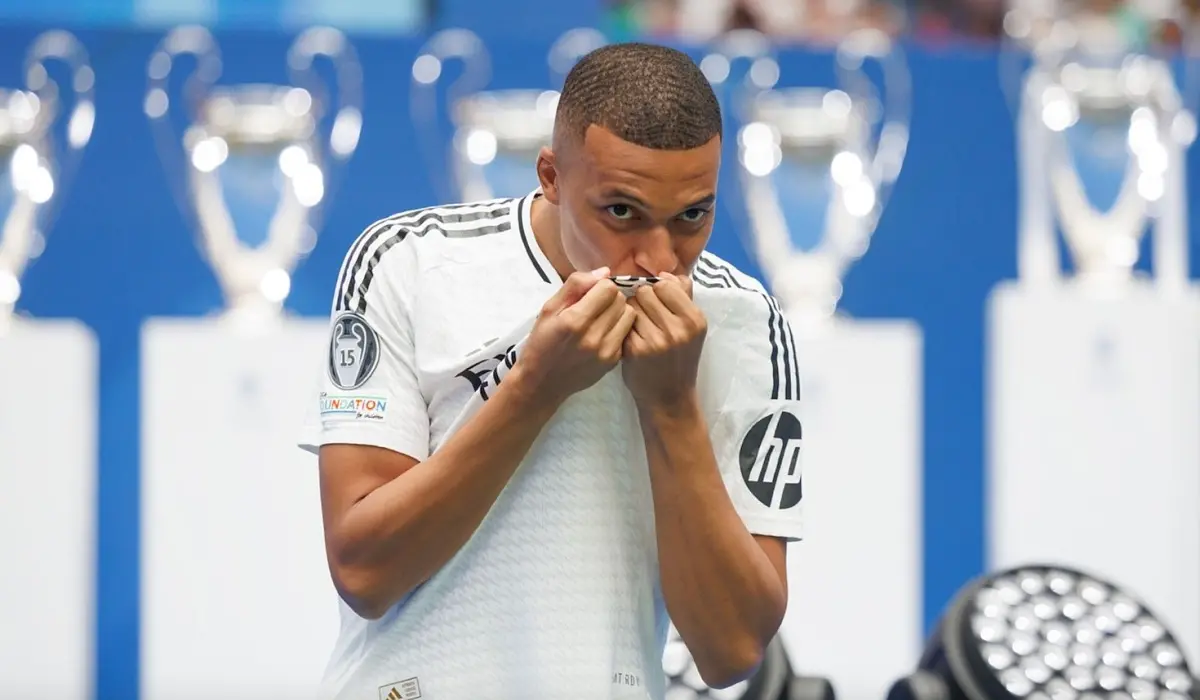 Mbappe đã chính thức ra mắt Real Madrid vào ngày 16/7.