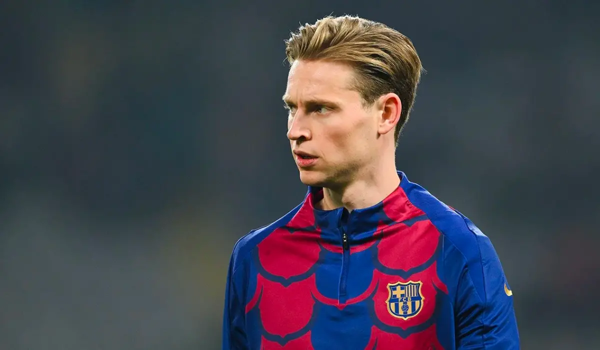 Frenkie de Jong chỉ chấp nhận gia hạn hợp đồng với Barca nếu như...