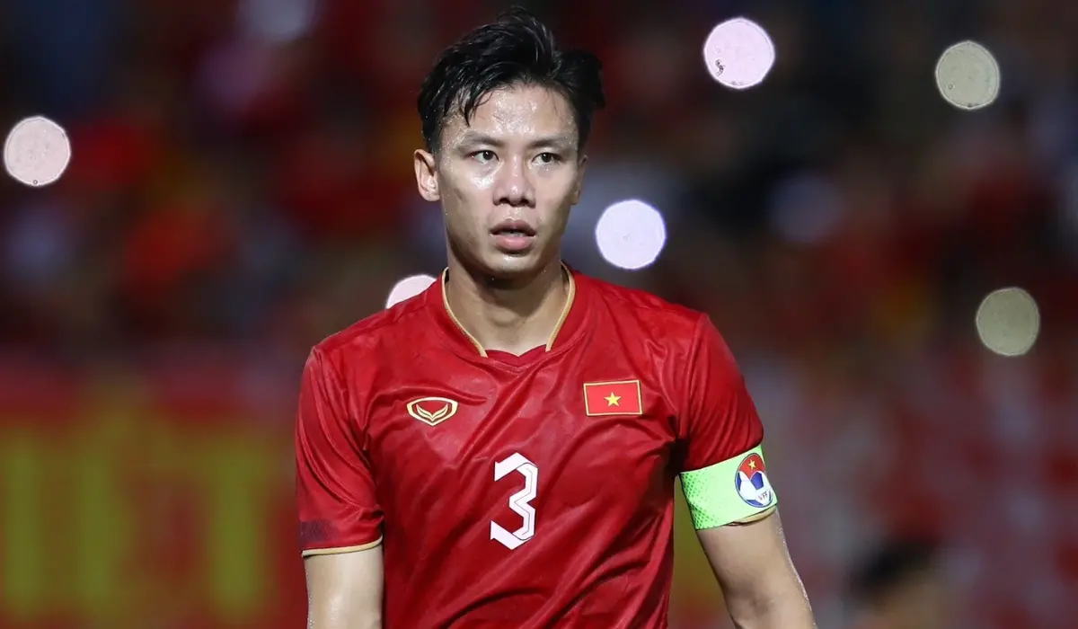 Tái phát chấn thương, liệu Quế Ngọc Hải có kịp hồi phục để tham dự vòng loại World Cup? 