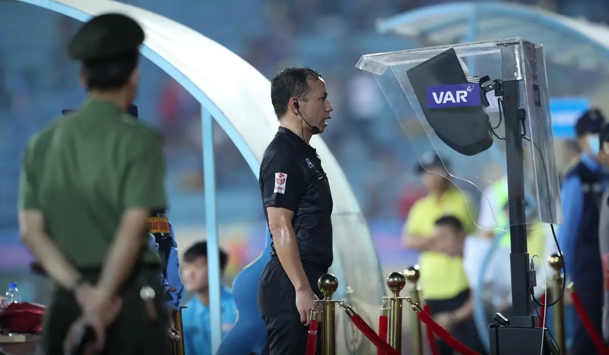 VAR sẽ được áp dụng trong tất cả các trận đấu V.League 2024/2025.png