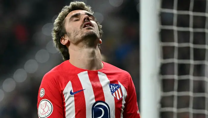 Griezmann không thể tập trung cùng ĐT Pháp vì chấn thương.