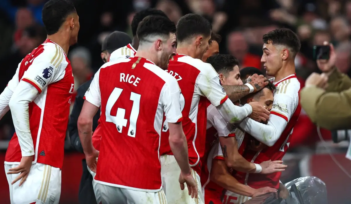 Arsenal nhận án phạt từ FA sau trận thắng Liverpool