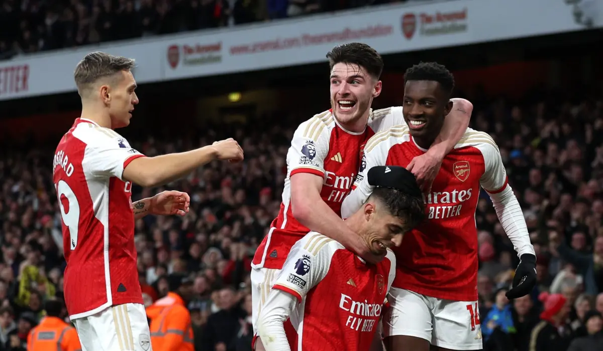 Huyền thoại Man United ủng hộ Arsenal vô địch Premier League mùa này