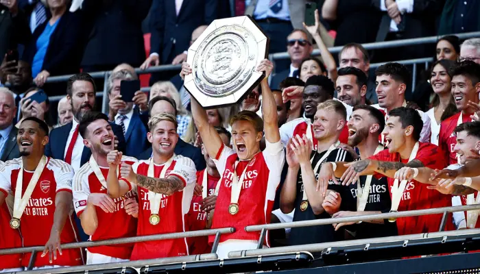 Arsenal đánh bại Man City trên chấm phạt đền để lên ngôi Community Shield.