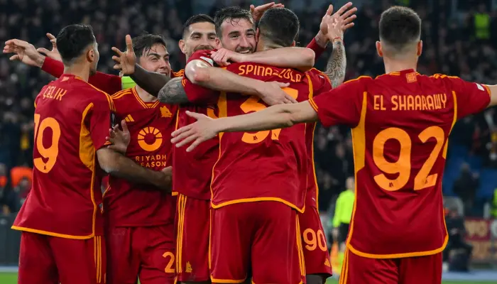 Roma đánh bại Brighton với tỷ số 4-0 trong trận lượt đi.