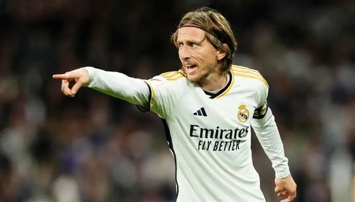 Modric sẽ là đội trưởng nếu tiếp tục ở lại Real Madrid.