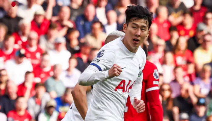 Son Heung-min là cầu thủ thứ 2 ghi bàn vào lưới Liverpool trong 5 trận liên tiếp.