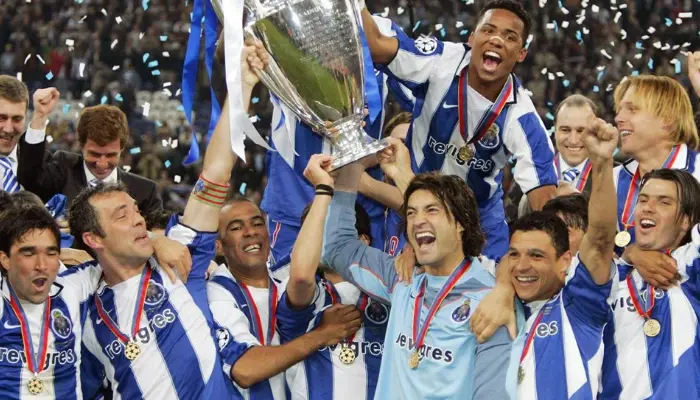 Porto là đội gần nhất viết nên câu chuyện cổ tích ở UCL.