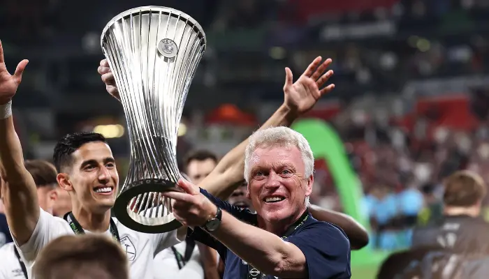 Moyes giúp West Ham vô địch Coference League ở mùa giải 2022/2023.