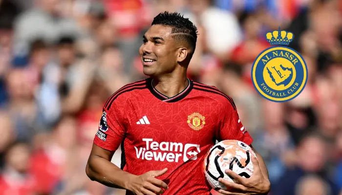 Casemiro ôm quả bóng