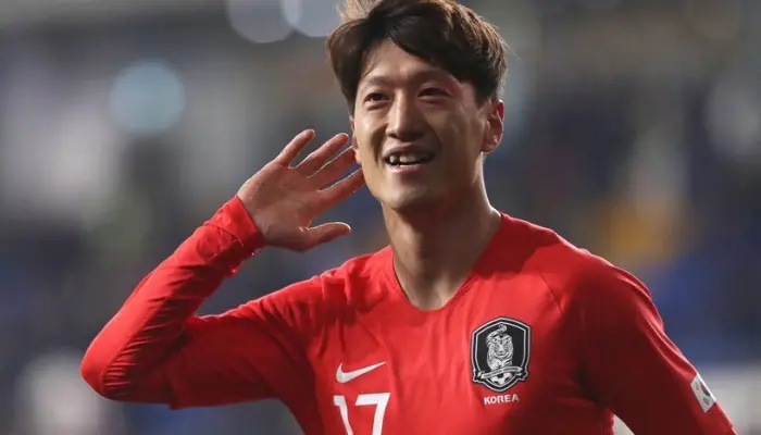 cầu thủ Hàn Quốc nổi tiếng Lee Chung Yong