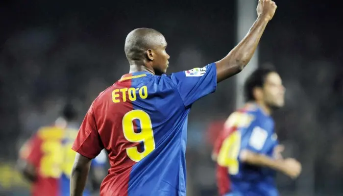 cầu thủ áo số 9 Samuel Eto’o