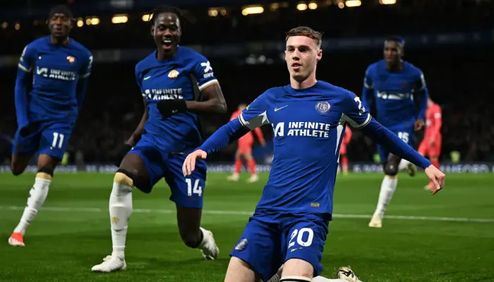 Palmer để lại màn trình diễn hoàn hảo giúp Chelsea hủy diệt Everton.