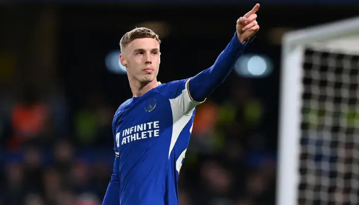 Cole Palmer hoàn tất cú poker vào lưới Everton.