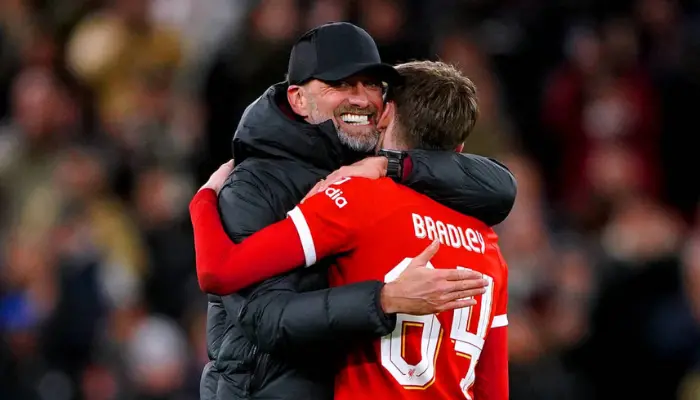 HLV Klopp không ngớt lời khen ngợi các cầu thủ trẻ Liverpool.