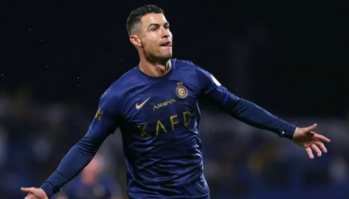 Ronaldo rực sáng với cú hat-trick thứ 2 trong 2 trận liên tiếp.