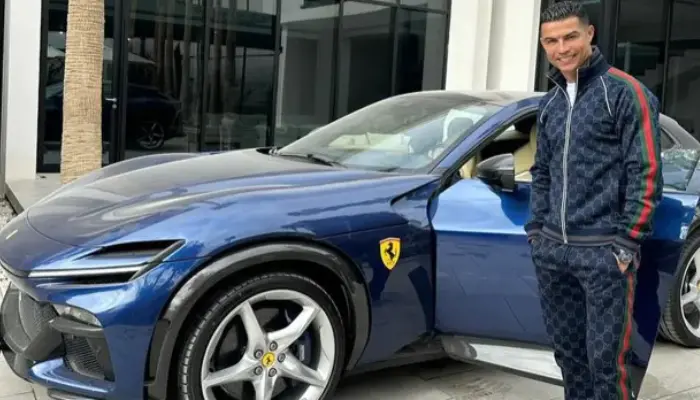 Cristiano Ronaldo Ferrari Puro Sangue