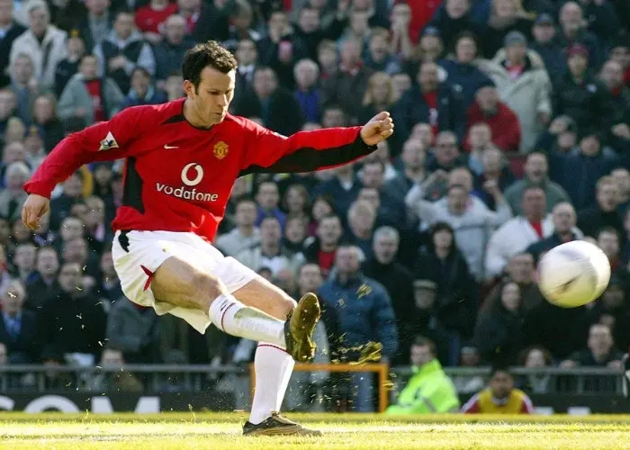 Tiền vệ cánh trái Ryan Giggs