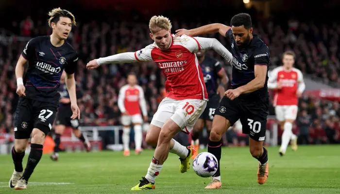 Smith Rowe là cầu thủ xuất sắc nhất của Arsenal trong chiến thắng trước Luton.