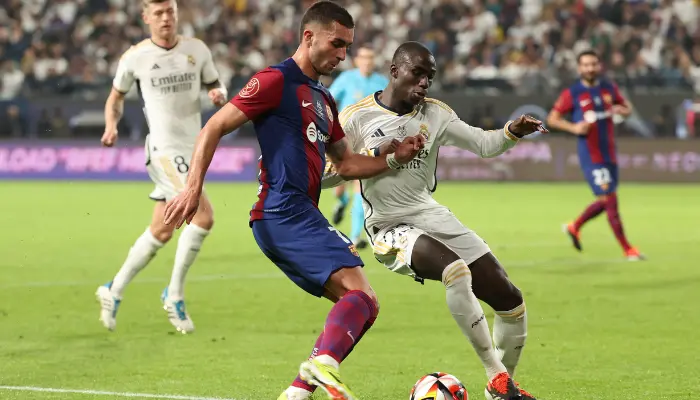 Ferland Mendy vs Barcelona