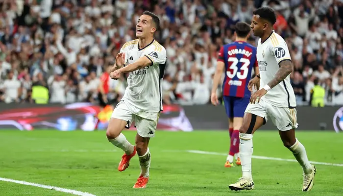 Lucas Vazquez giúp Real Madrid gỡ hòa 2-2 chỉ sau đó 4 phút.