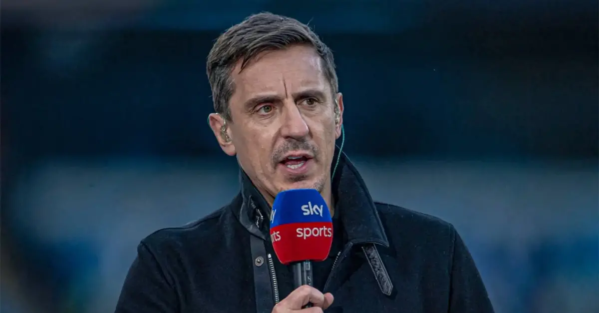 Nottingham Forest phàn nàn trọng tài, Gary Neville đổ lỗi cho Arsenal và Liverpool