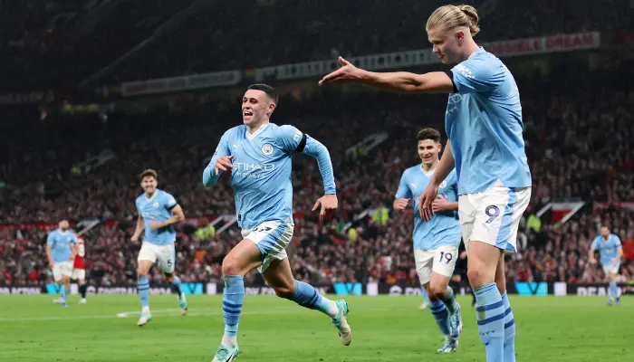 Erling Haaland và Phil Foden