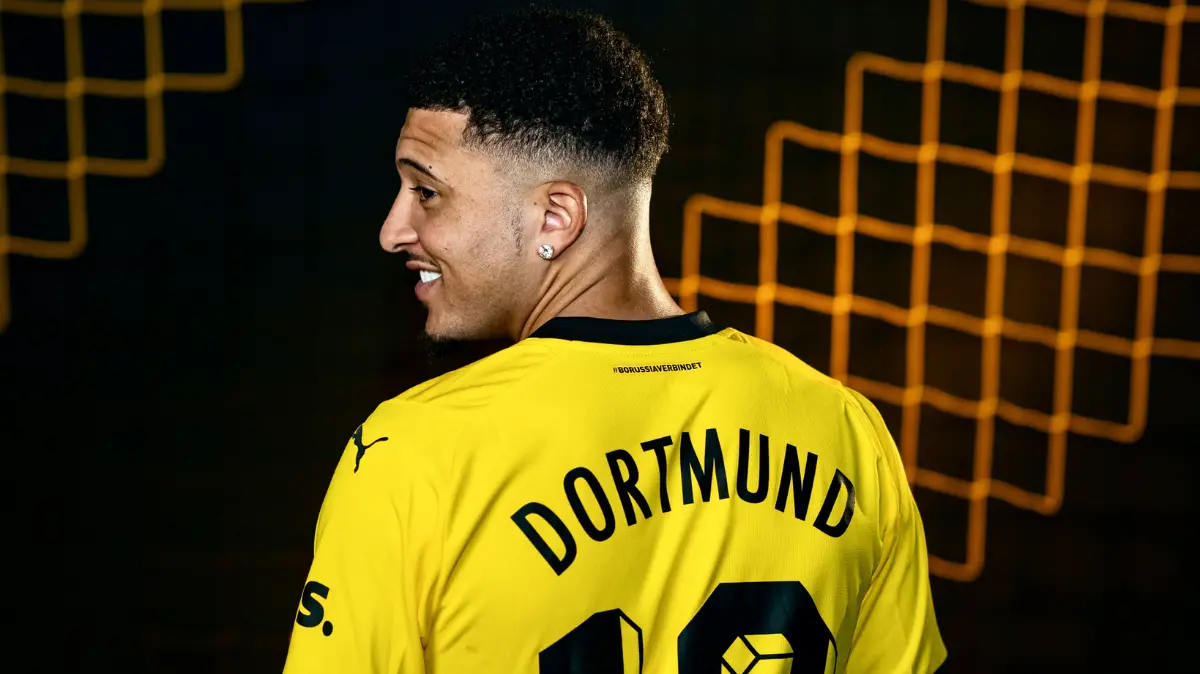 Jadon Sancho CHÍNH THỨC trở lại mái nhà xưa Borussia Dortmund