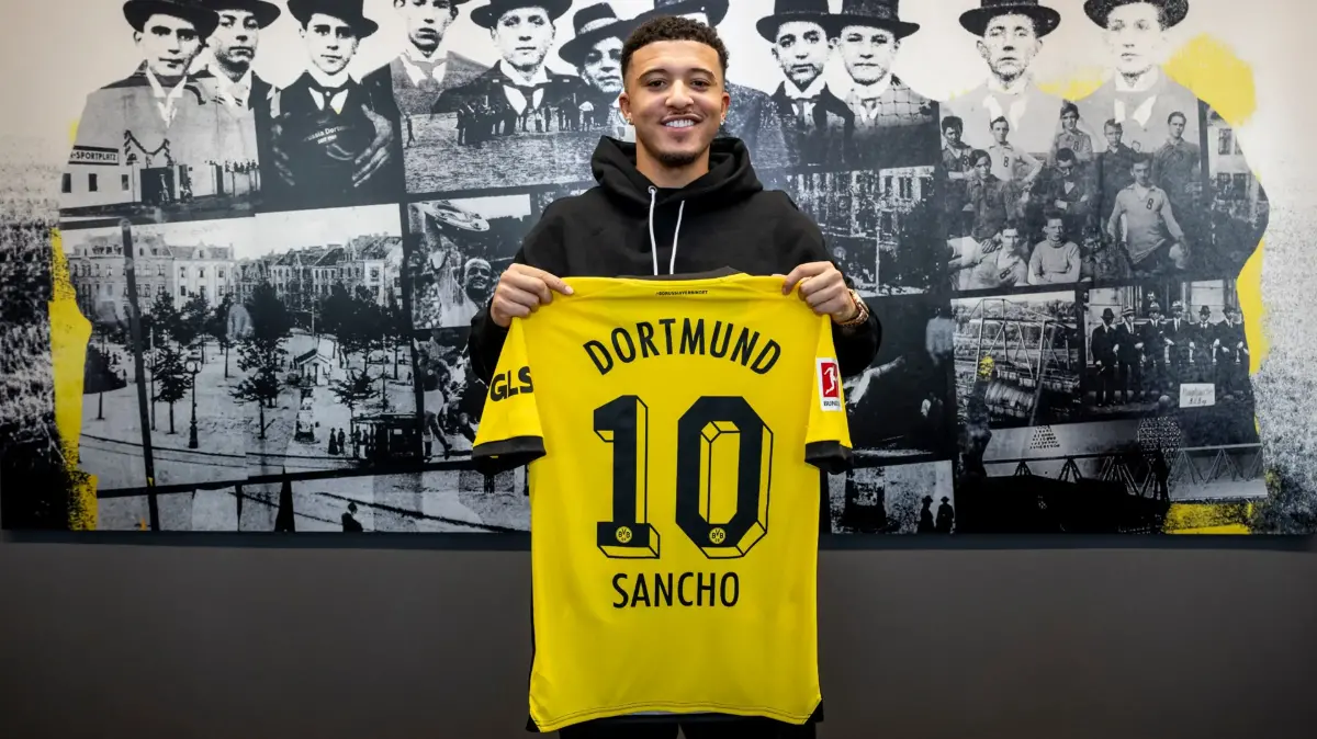 Jadon Sancho ra mắt Borussia Dortmund