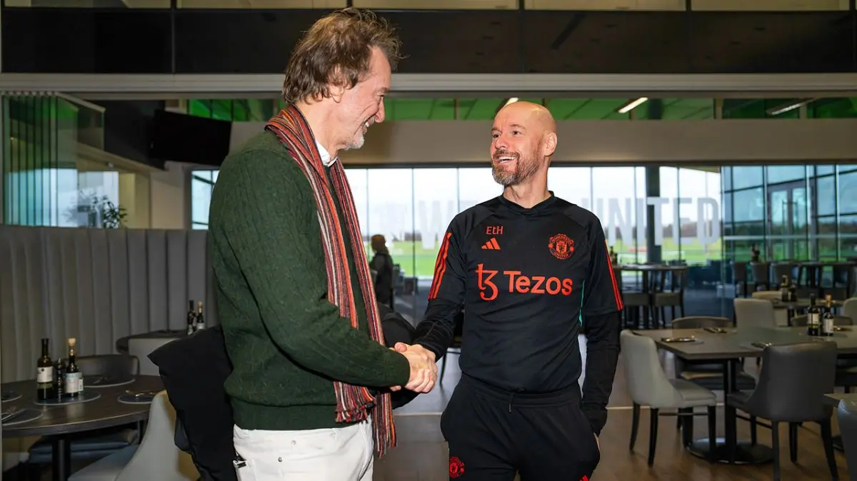 Jim Ratcliffe đã chính thức bắt tay vào công việc tại Man United.