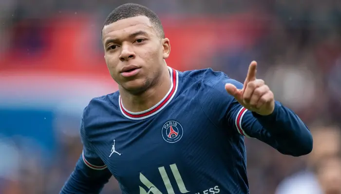 PSG từng từ chối lời đề nghị 200 triệu bảng cho Mbappe từ Real Madrid vào mùa hè 2021.