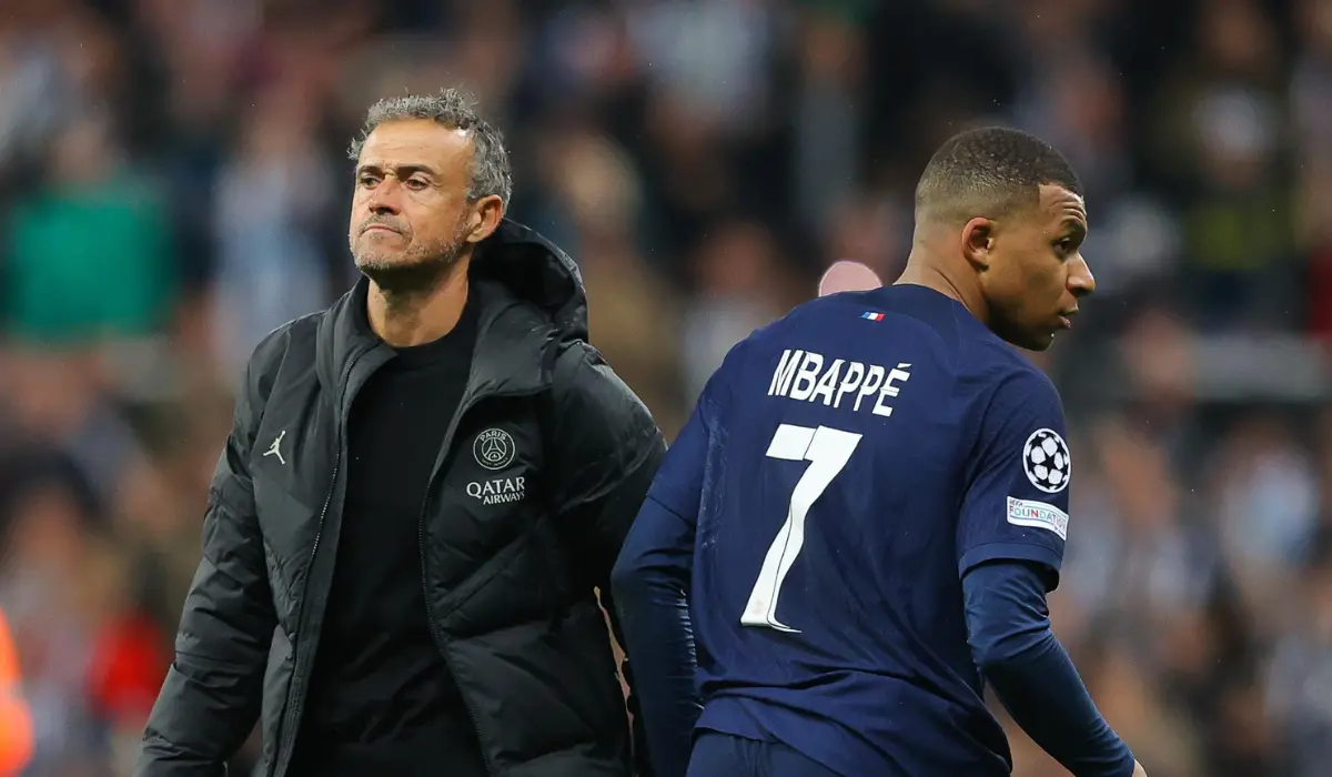 Luis Enrique chính thức lên tiếng làm rõ tương lai của Mbappe tại PSG