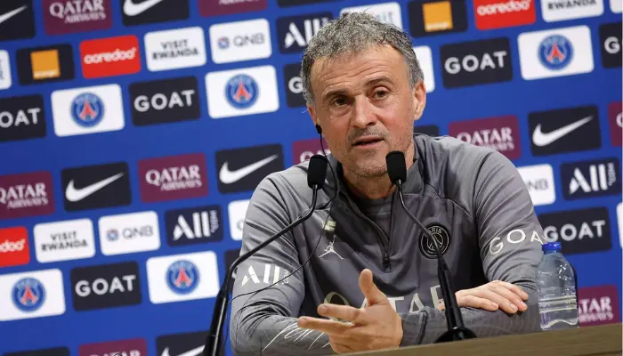 Luis Enrique trả lời phỏng vấn