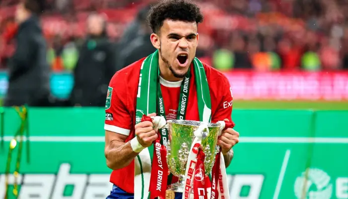 Luis Diaz lần thứ 2 lên ngôi vô địch Carabao Cup cùng Liverpool.