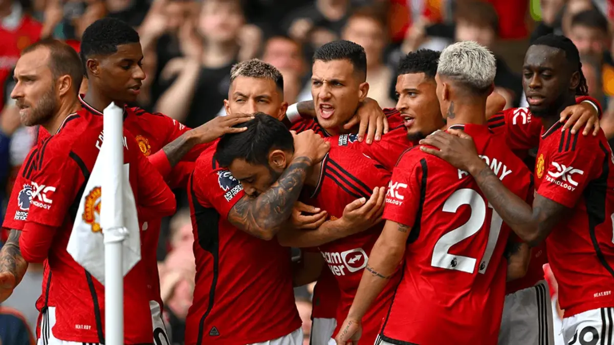 Không tìm được chỗ đứng, 'viên ngọc quý' Man Utd sẵn sàng chuyển đến Benfica