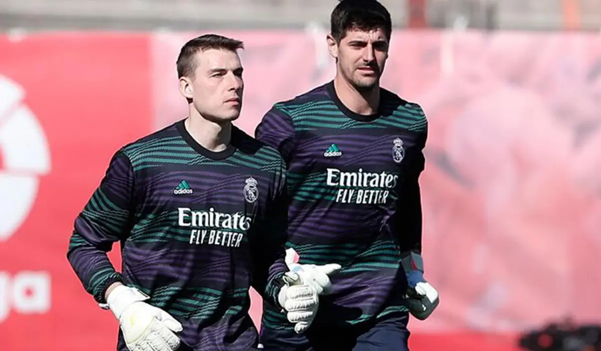 Lunin có thể phải rời đi khi Courtois mới là lựa chọn ưu tiên ở Real Madrid.